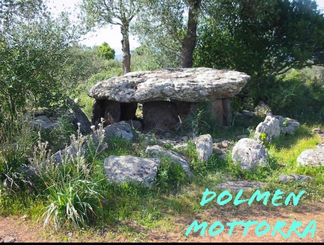 도르갈리 Residenza Di Campagna Dolmen Motorra 게스트하우스 외부 사진